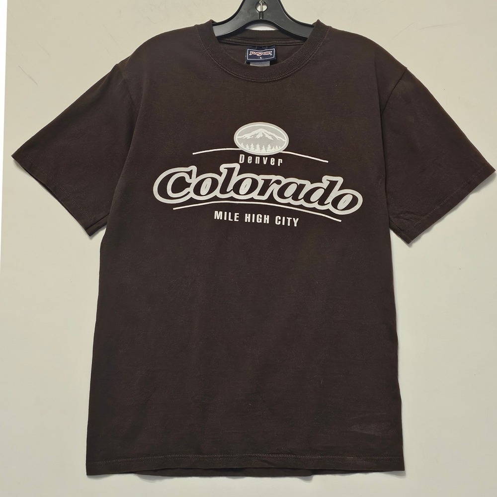 Jansport Denver Colorado Mile High City Brown Graphic T-Shirt Mens Small